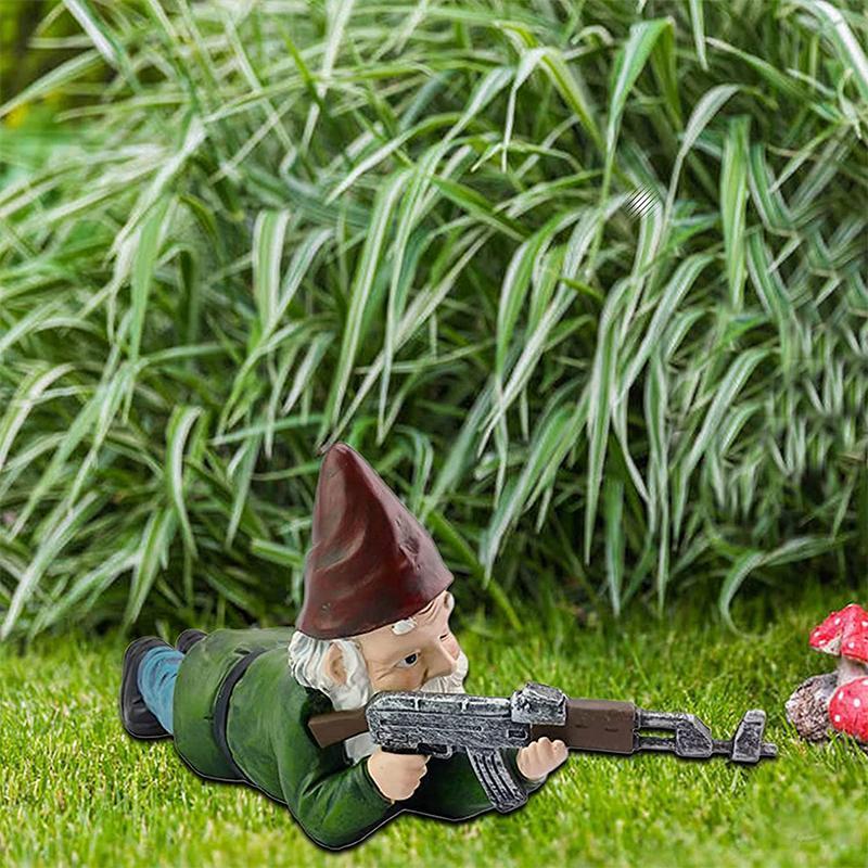 Military Garden Gnome Statue with Camouflage Uniform and AK47 Resin Outdoor Decor