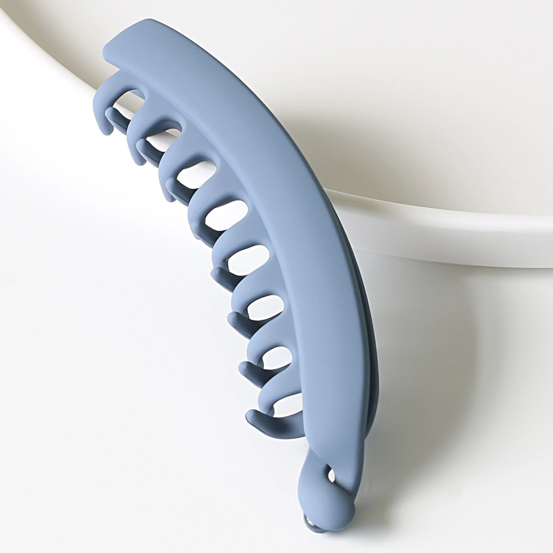 Large Banana Hair Clips Durable ABS Matte Finish Strong Grip Hair Accessories for Women 6 Colors