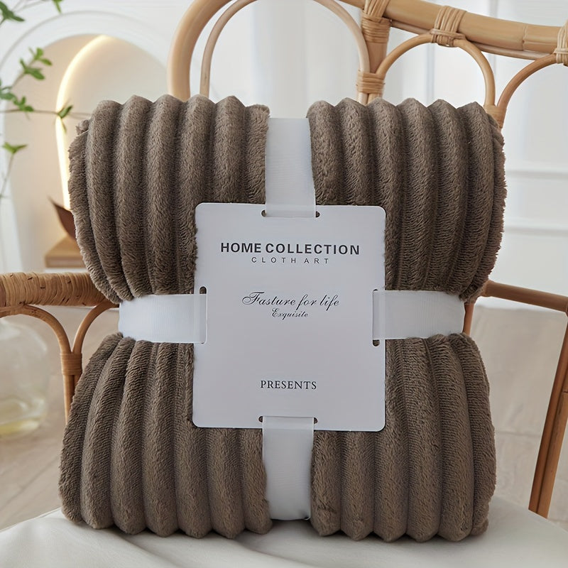 Ultra-Soft Flannel Blanket Polyester Cozy Warm Lightweight Throw for Sofa Bed