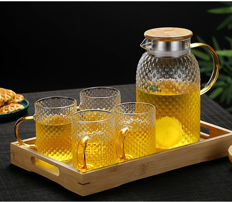 Heatable Borosilicate Glass Water Pitcher with Rice Grain Texture and Bamboo Lid, 1000-1900ml