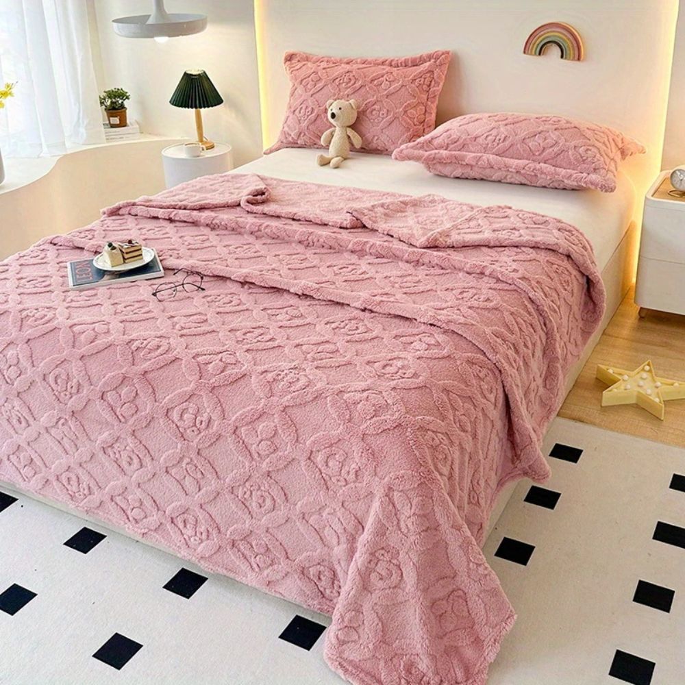 Leaf Embroidery Fleece Blanket Soft Microfiber Throw Lightweight Cozy Year-Round Decorative Throw Blanket