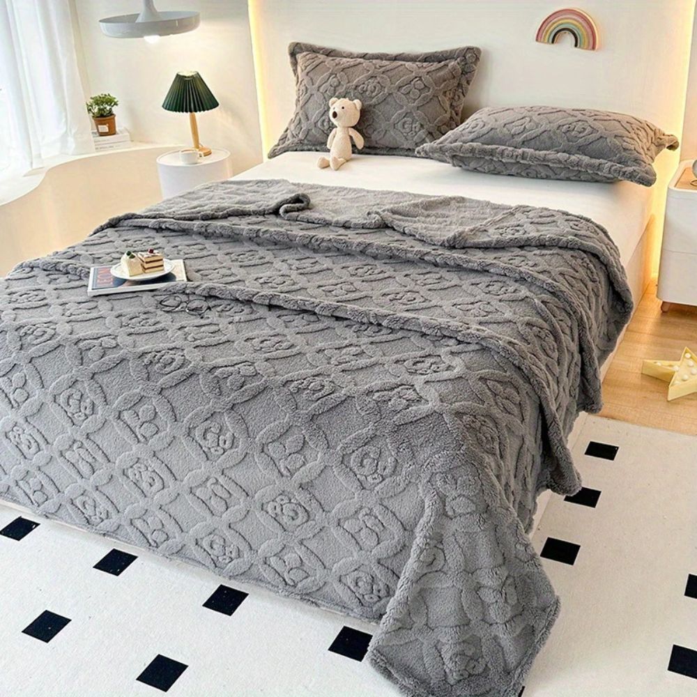 Leaf Embroidery Fleece Blanket Soft Microfiber Throw Lightweight Cozy Year-Round Comfort Standard Size