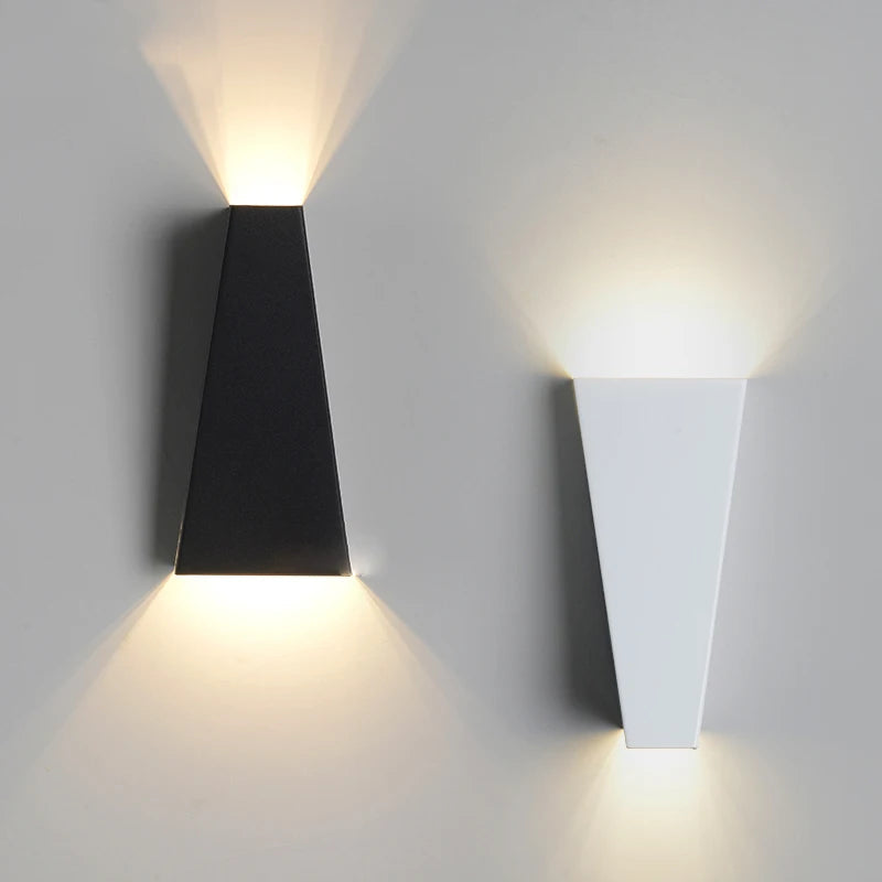 LumiFort LED Wall Lamp Modern Sleek Design Premium Material Contemporary Indoor Lighting