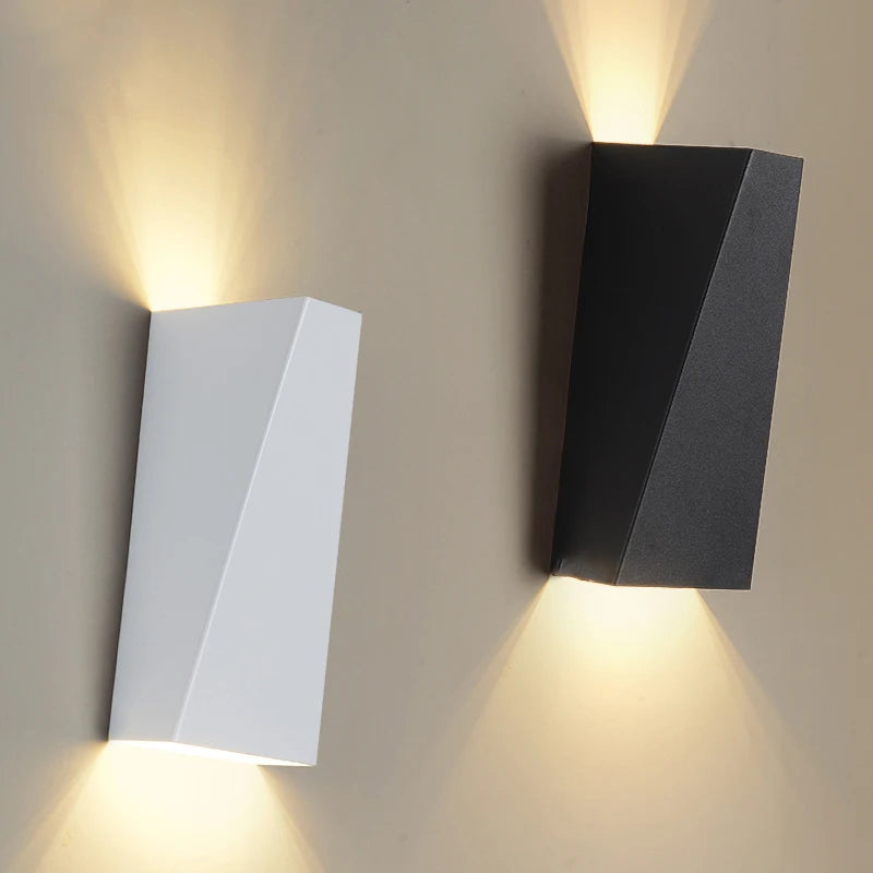 LumiFort LED Wall Lamp Modern Sleek Design Premium Material Contemporary Indoor Lighting