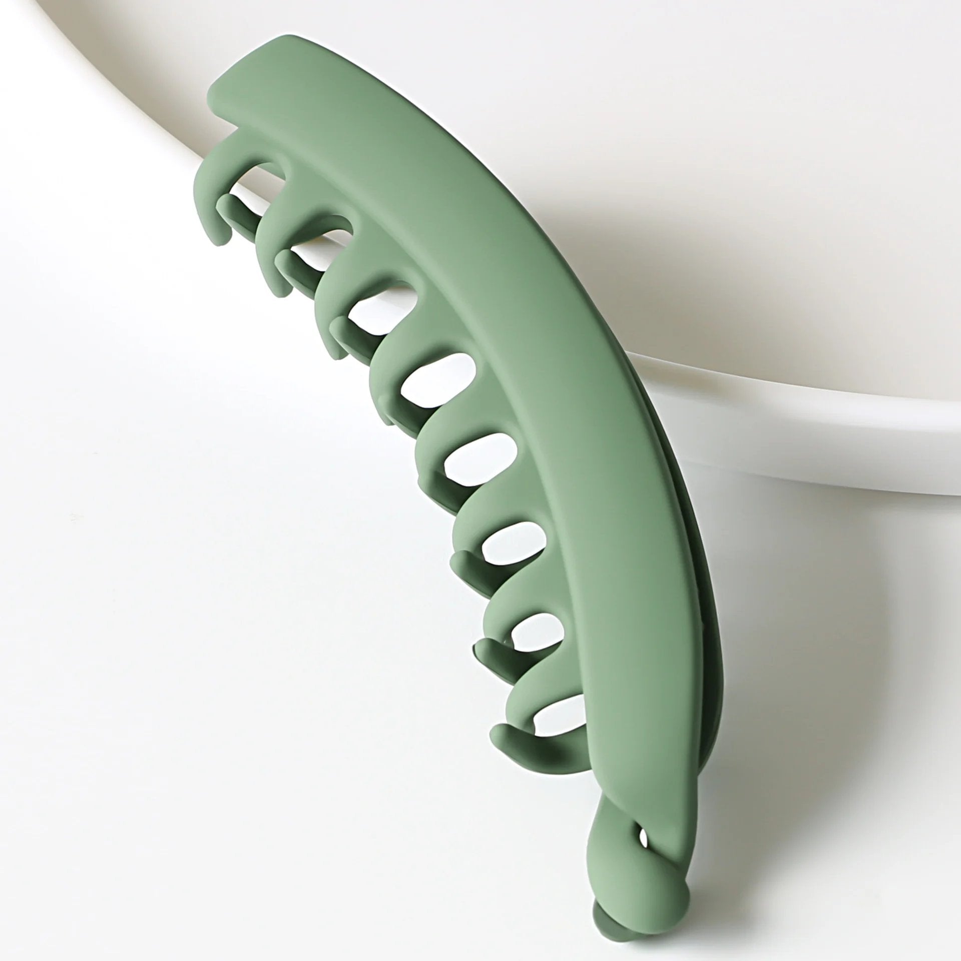 Large Banana Hair Clips Durable ABS Matte Finish Strong Grip Hair Accessories for Women 6 Colors