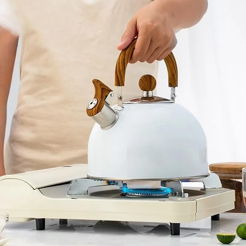 Stainless Steel Whistling Kettle 2.5L or 3L with Sound Signal for Induction Gas Cooktops
