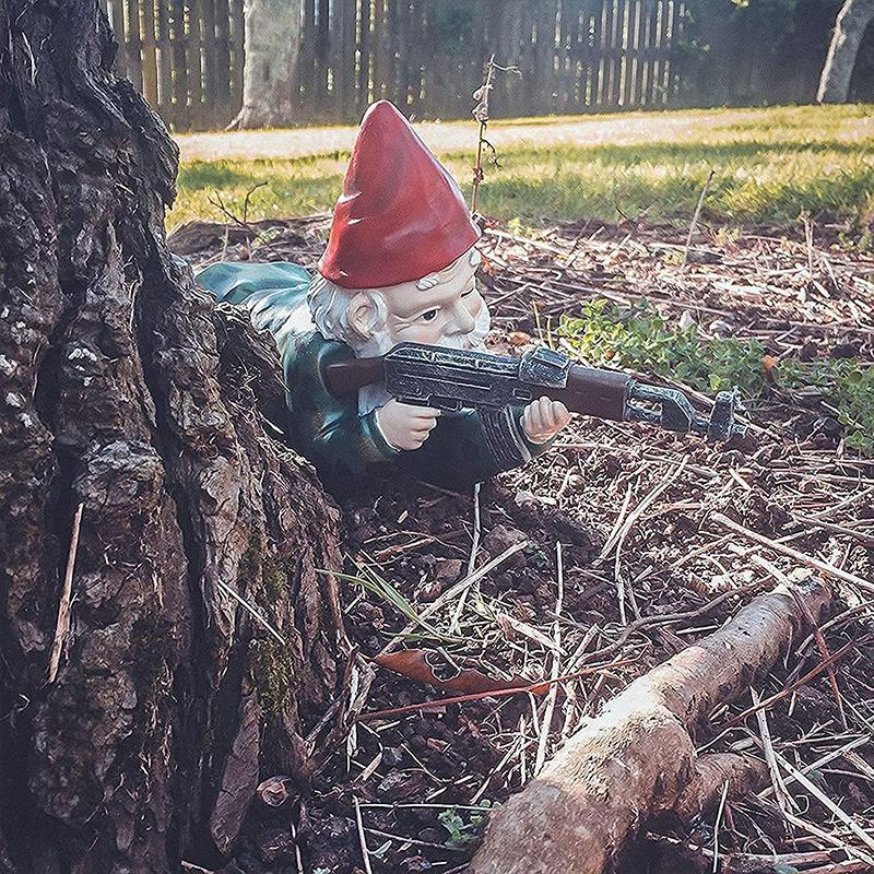 Military Garden Gnome Statue with Camouflage Uniform and AK47 Resin Outdoor Decor