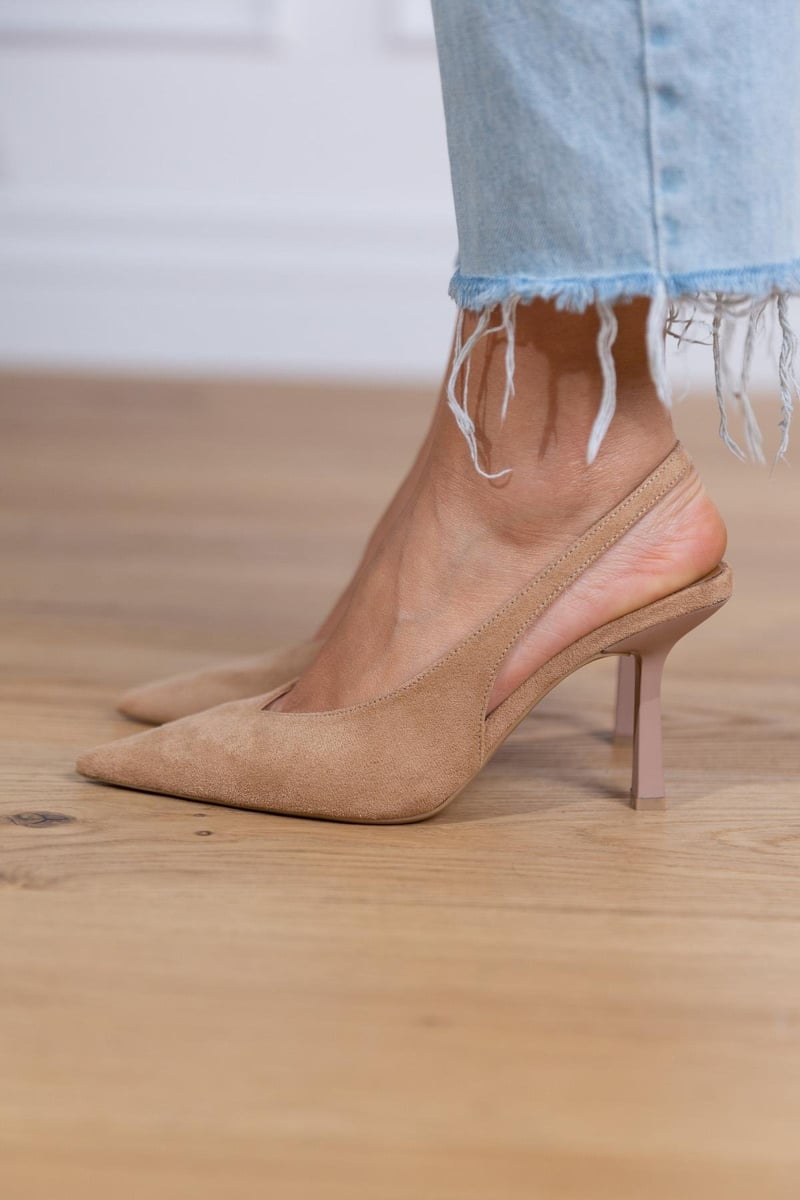 Elegant Ailani low block heels for women by Harrow, showcasing stylish footwear with comfortable block heel design.