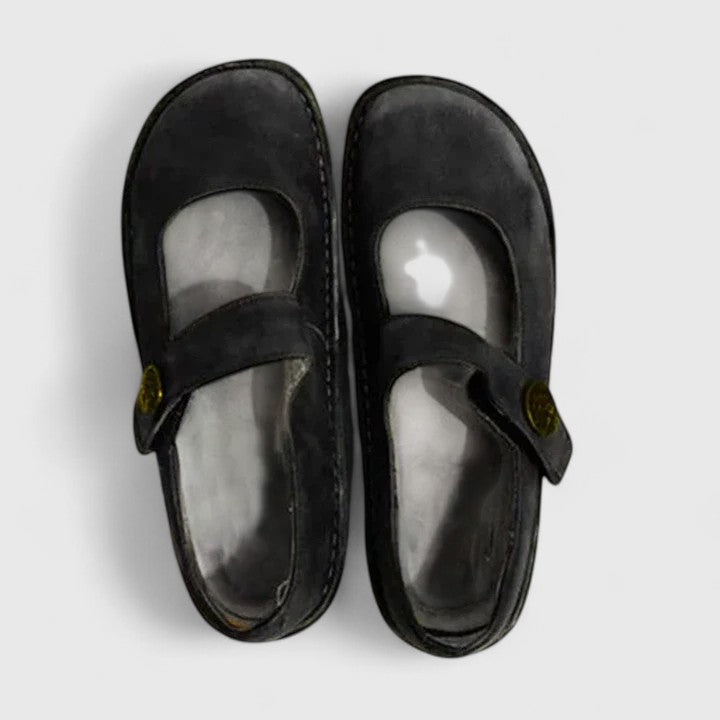 Harrow Danielle supportive orthopedic comfort shoes for women with cushioned insoles and adjustable straps, designed for all-day wear.