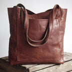 Harrow Debbie elegant leather crossbody bag for women, showcasing sleek design and stylish details.