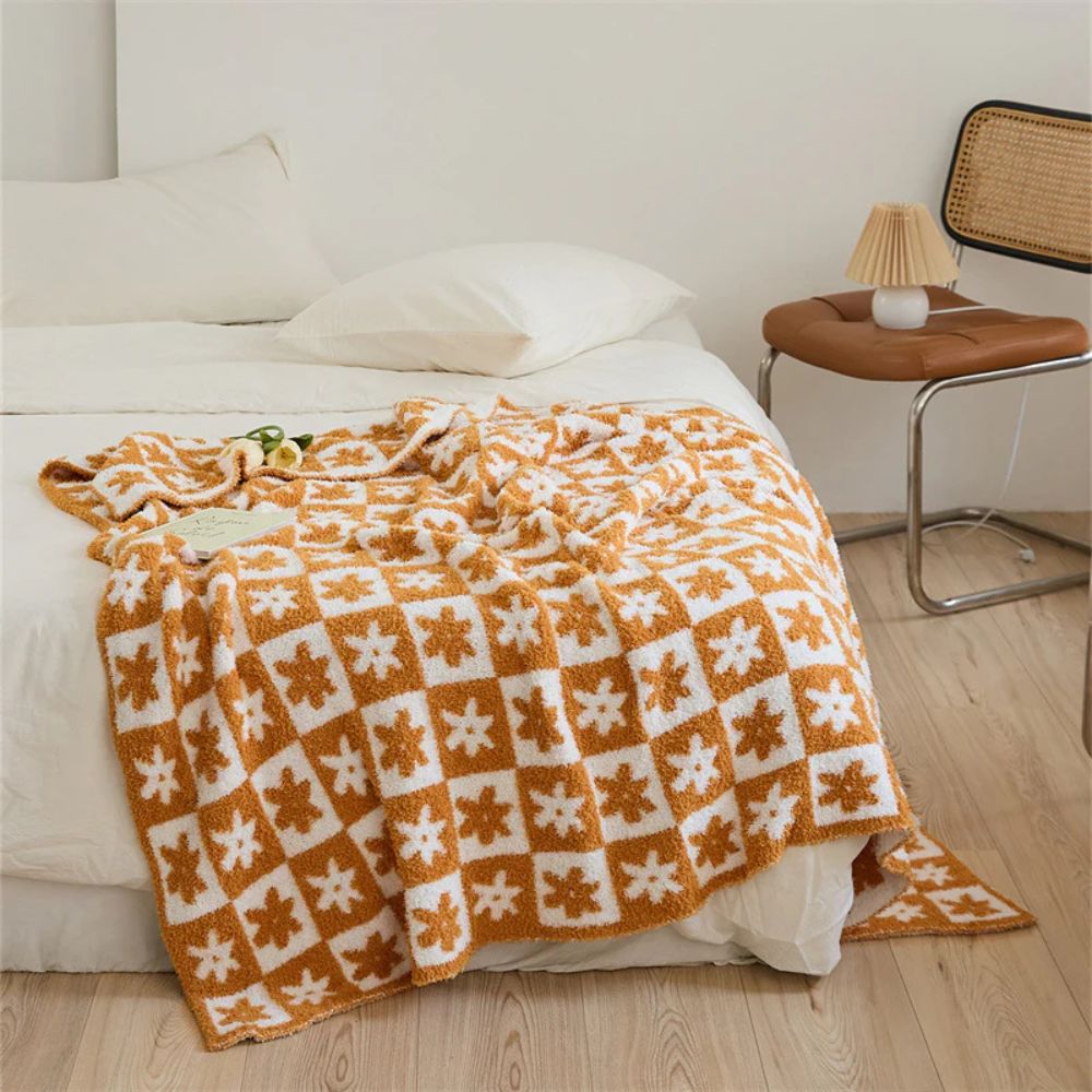 Floriva Checkerboard Daisy Throw Blanket Soft Microfiber Lightweight 51x63 Machine Washable