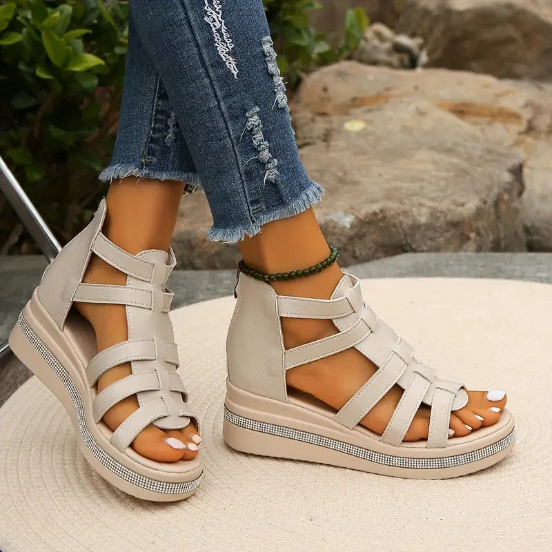 Harrow Hannah women's rhinestone summer sandals with comfortable straps and sparkling decoration for warm weather.