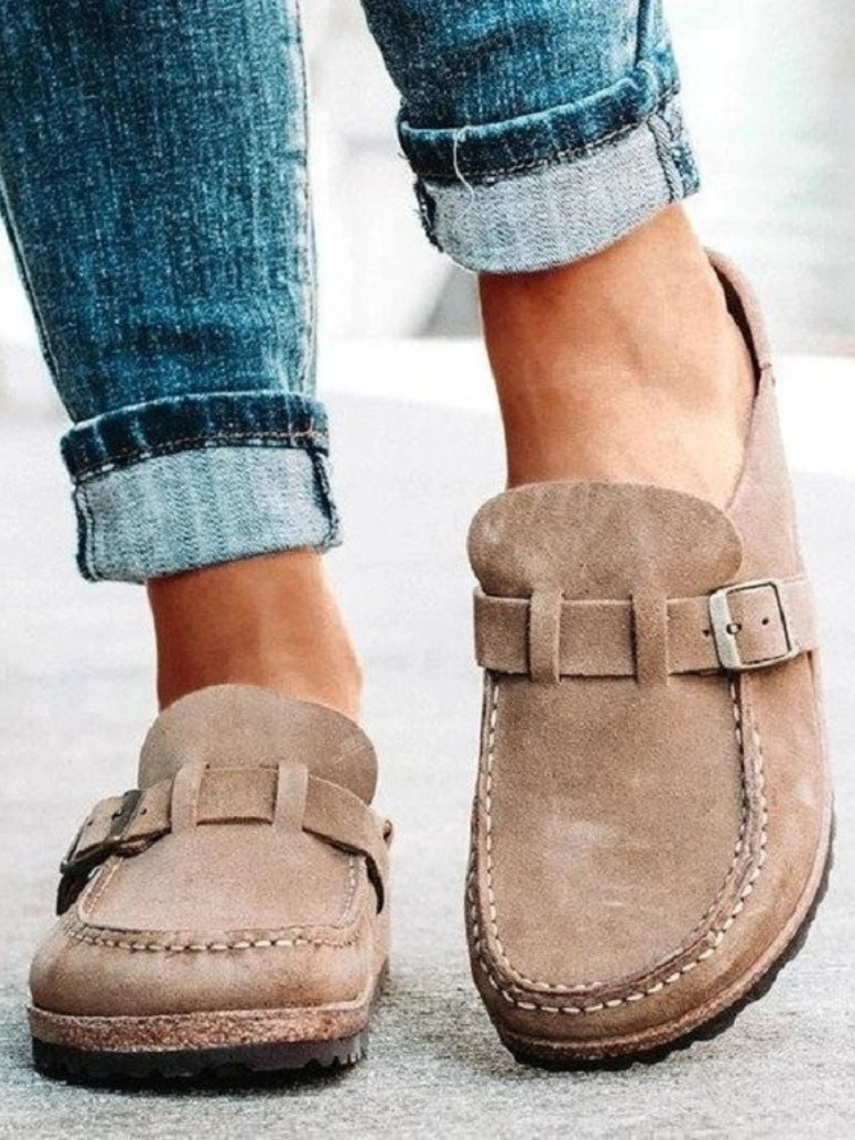 Harrow Helen women's slip-on clogs in comfortable design, featuring a neutral color and casual style for everyday wear.