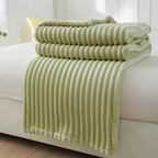 Breathable Plush Fleece Blanket Soft Warm Cozy Throw for Couch Bed Travel