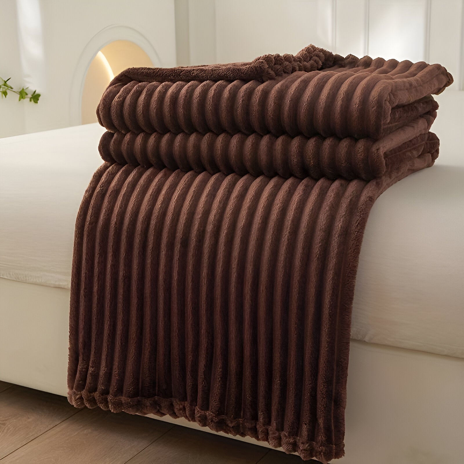 Breathable Plush Fleece Blanket Soft Warm Cozy Throw for Couch Bed Travel