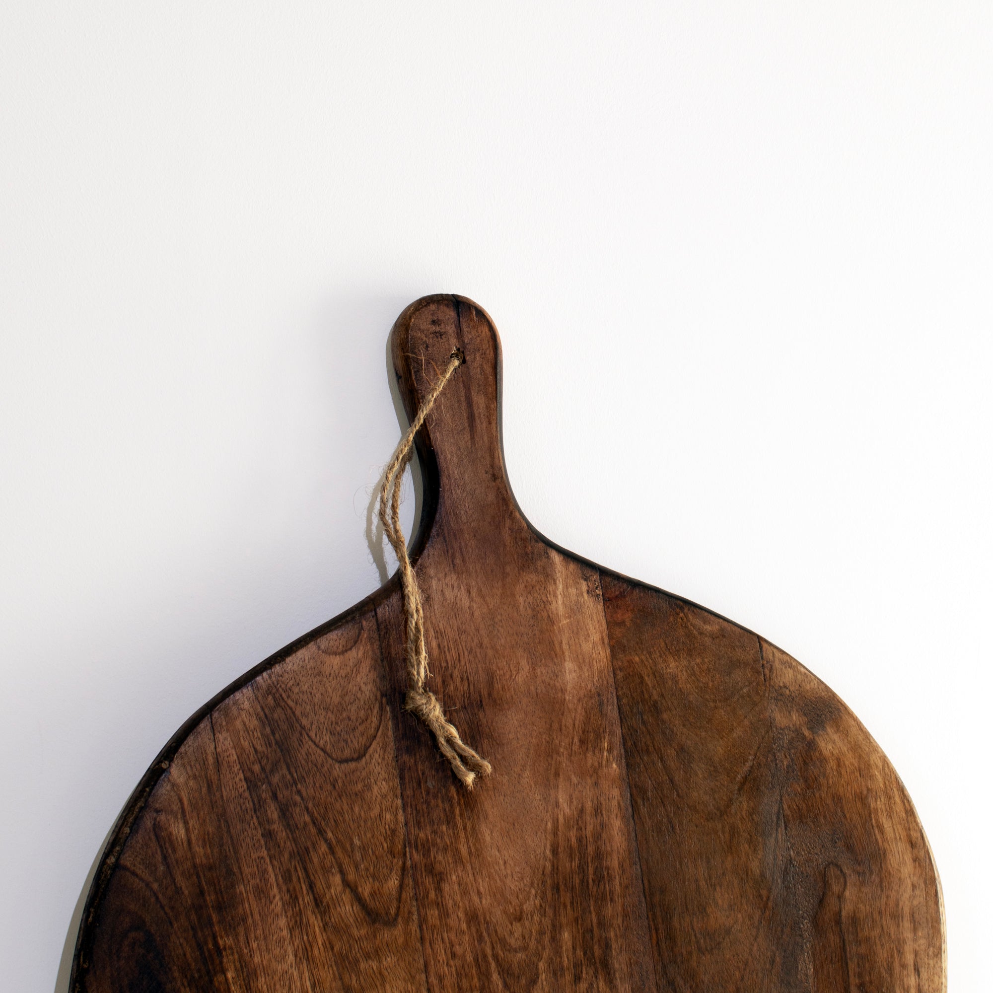 Harrow Irregular Round Mango Wood Cutting Board Dark Brown with Rope Handle Large & Small