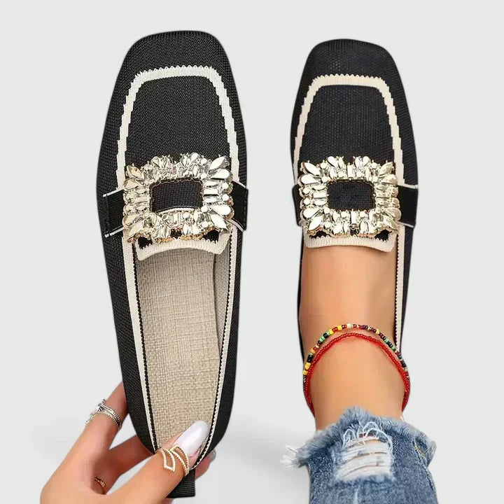 Harrow Jessie women’s slip-on flat loafers with orthopedic support, featuring a comfortable design and classic style.