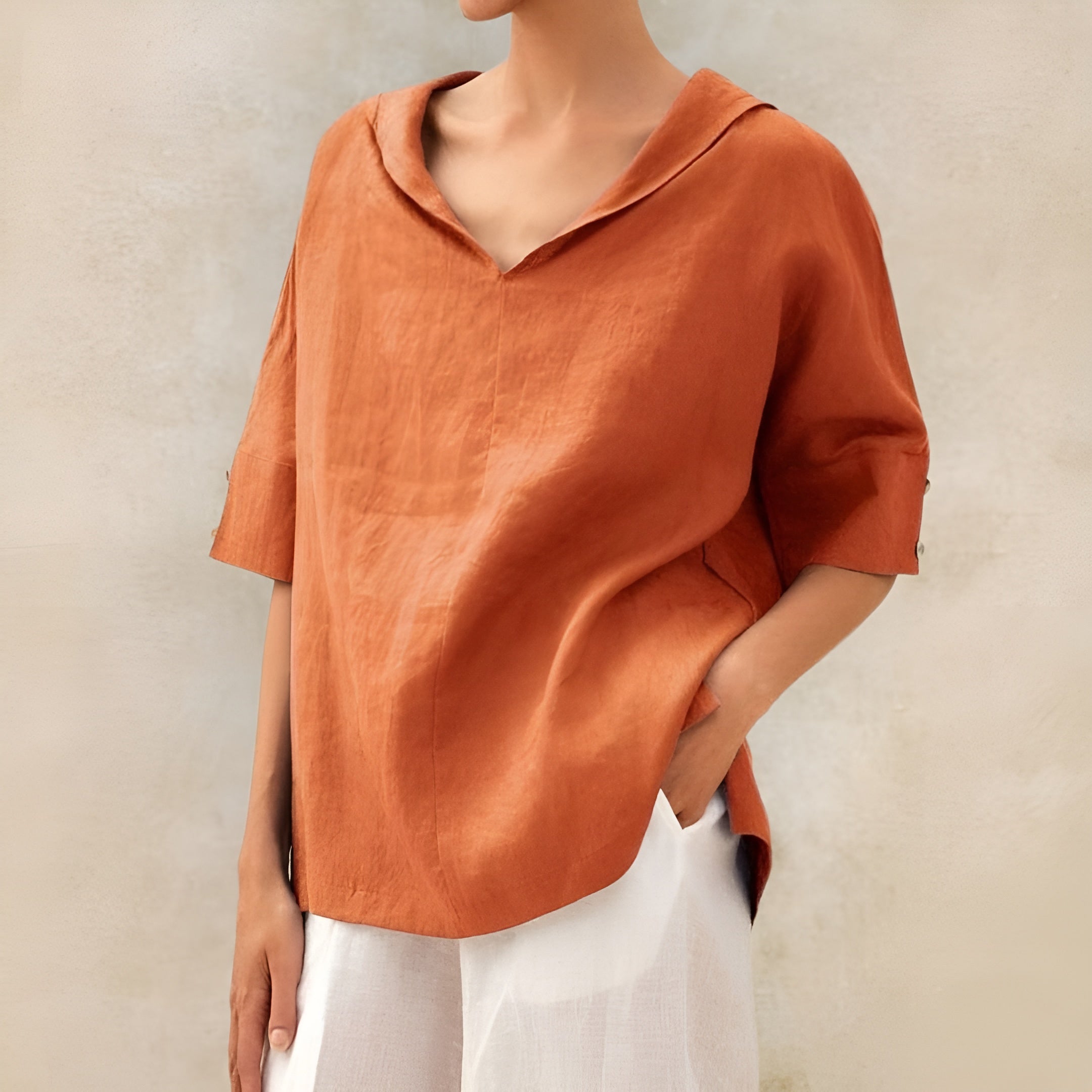 Harrow Kathleen casual summer blouse for women, light and comfortable with a relaxed fit and soft fabric.
