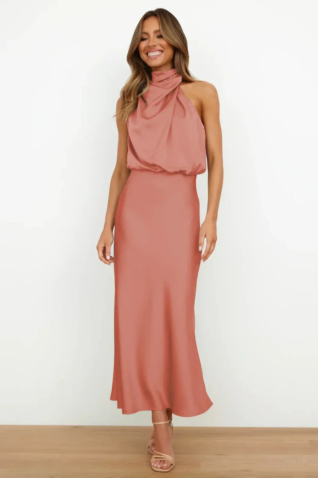 Harrow Mariana casual summer dress for women, featuring a halter neckline and lightweight fabric, perfect for warm weather.
