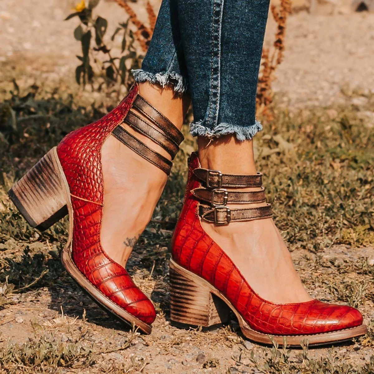 Haro Naturéva comfortable Roman sandals for women, featuring summer-ready open-toe design and stylish straps.