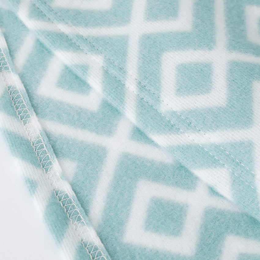 Harrow Women's Cozy Fleece Throw Blanket Patterned Geometric Design Soft Colors
