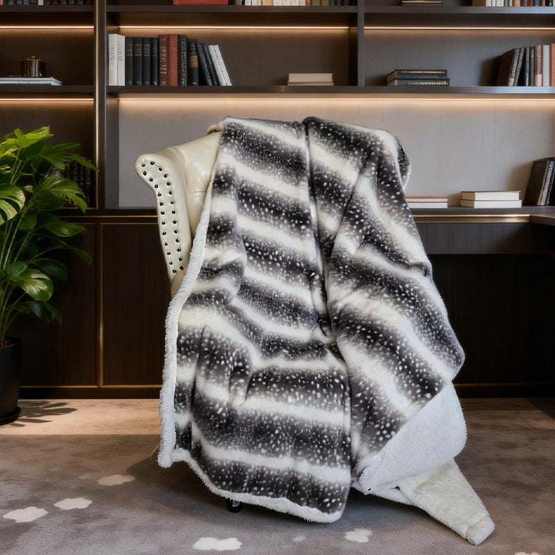 Cozy Dog Blanket Soft Fleece Large Pet Throw with Modern Design Machine Washable