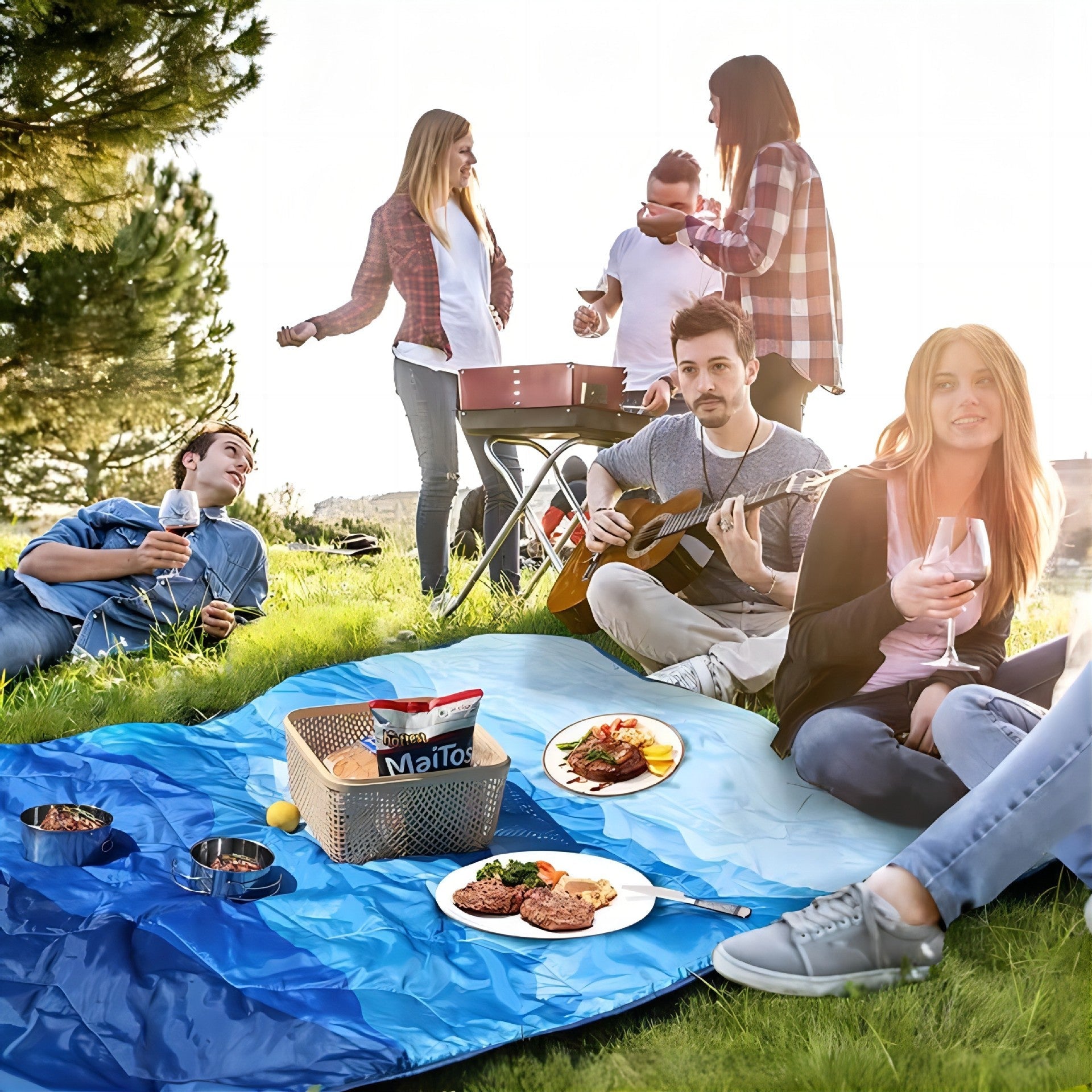 Picnic Blanket Water-Repellent Outdoor Mat Lightweight Portable Unisex