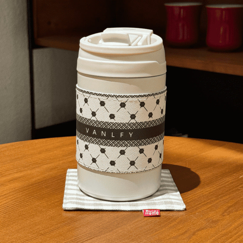 Insulated Women's Drinking Cup Leak-Proof Lid Playful Animal Design Reusable Eco-Friendly