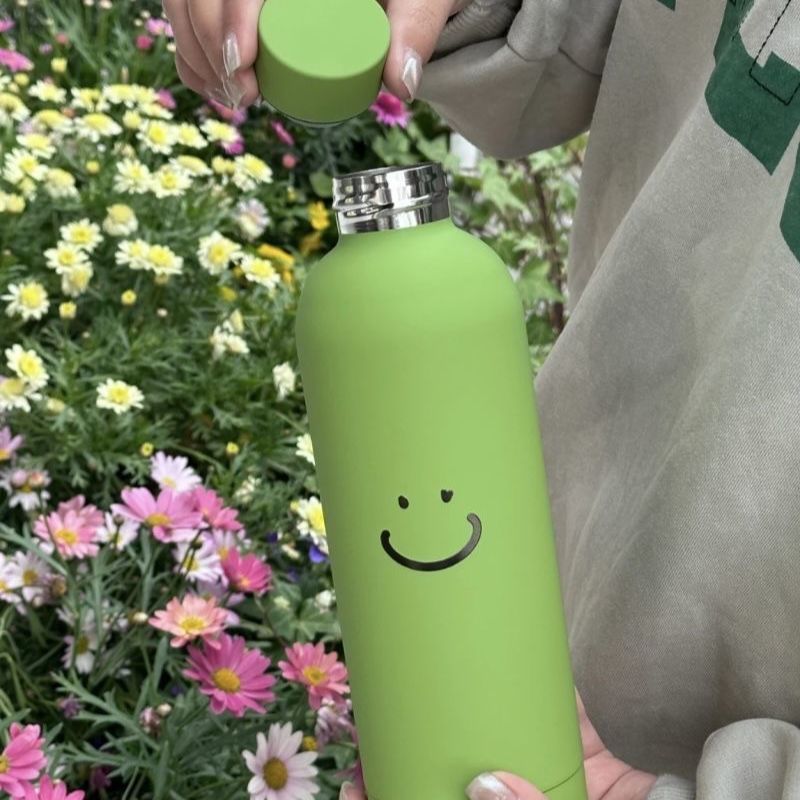 Insulated Stainless Steel Water Bottle with Smiley Design Leak-Proof Ergonomic Carrying for Women