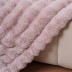 Women’s Cozy Luxurious Blanket Soft Warm Velvety Throw for Living Room Bedroom