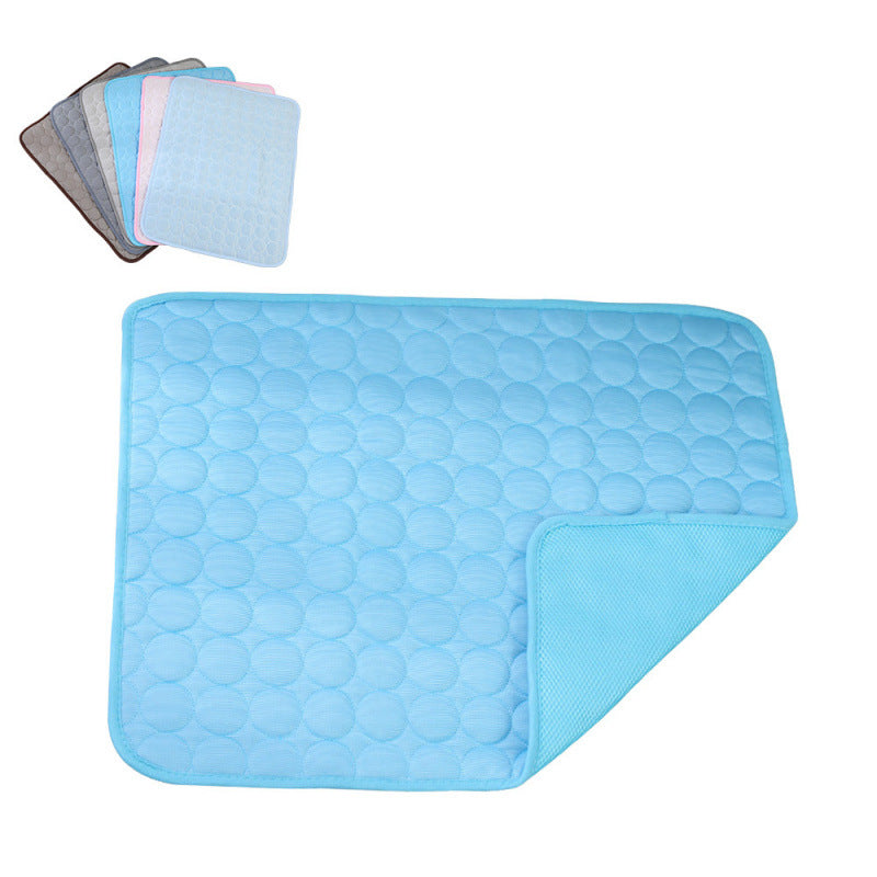 Waterproof Non-Slip Pet Mat with Water-Repellent Coating for Home and Travel