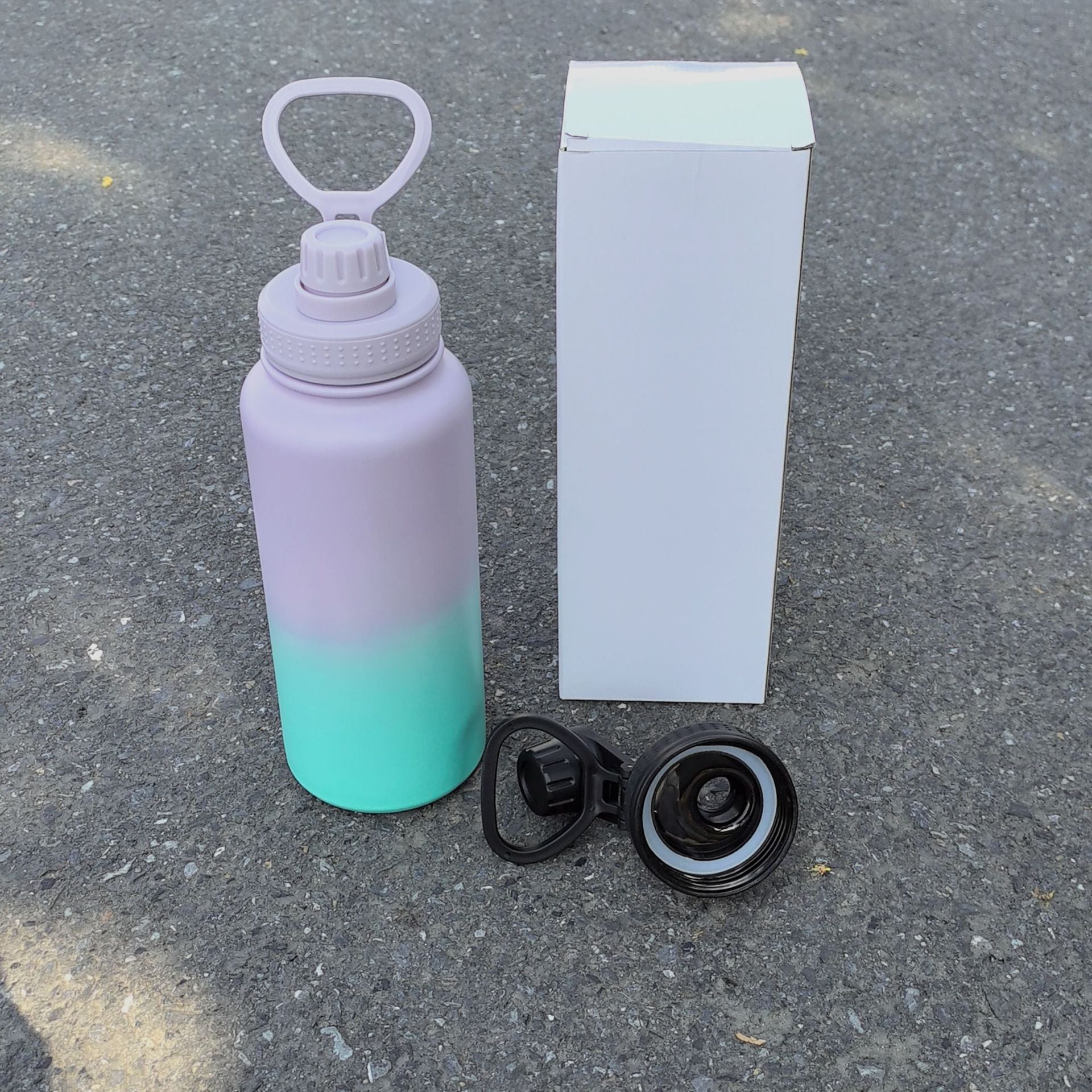 Women Sporty Water Bottle BPA-Free Plastic Non-Slip Surface Compact Size Dishwasher Safe