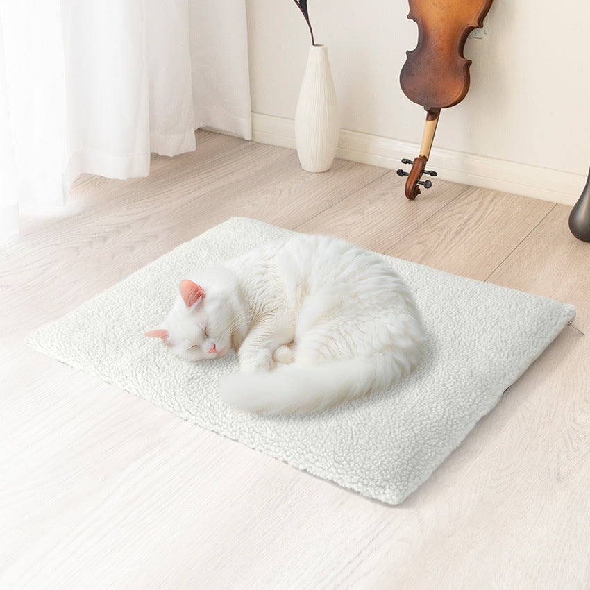 Harrow Ultra-Soft Pet Lounge Mat Non-Slip Hypoallergenic Fabric Machine Washable