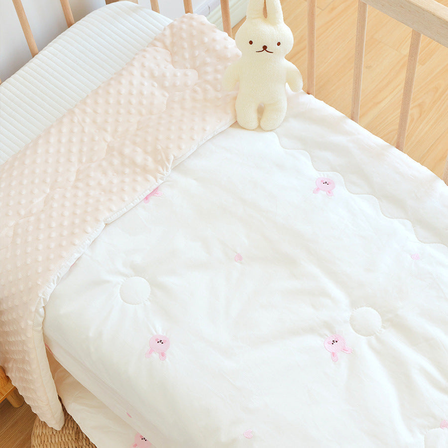 Bowlift Women's Soft Microfiber Cozy Blanket with Bear Motif for Beds and Sofas