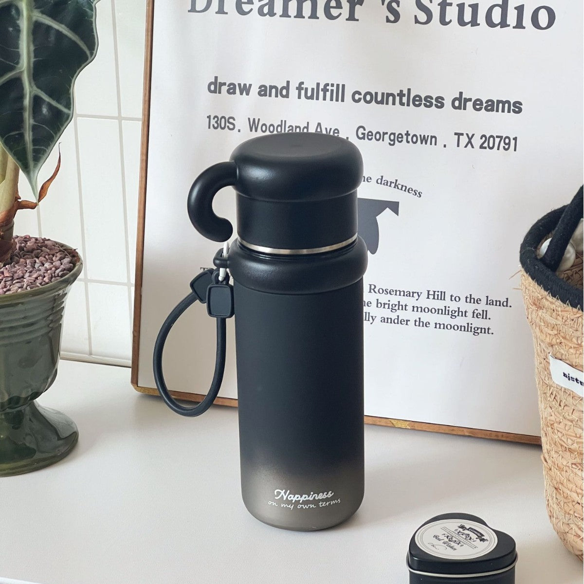 Insulated Plastic Water Bottle for Women Leak-Proof Hot Cold Drink Container with Handle and Cheerful Design