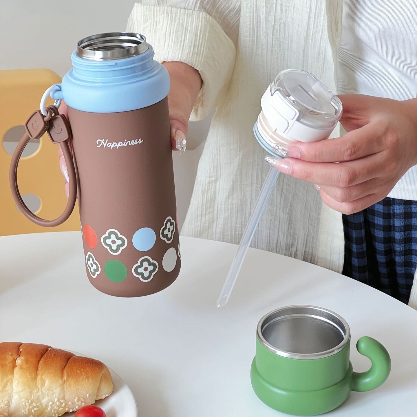 Insulated Plastic Water Bottle for Women Leak-Proof Hot Cold Drink Container with Handle and Cheerful Design
