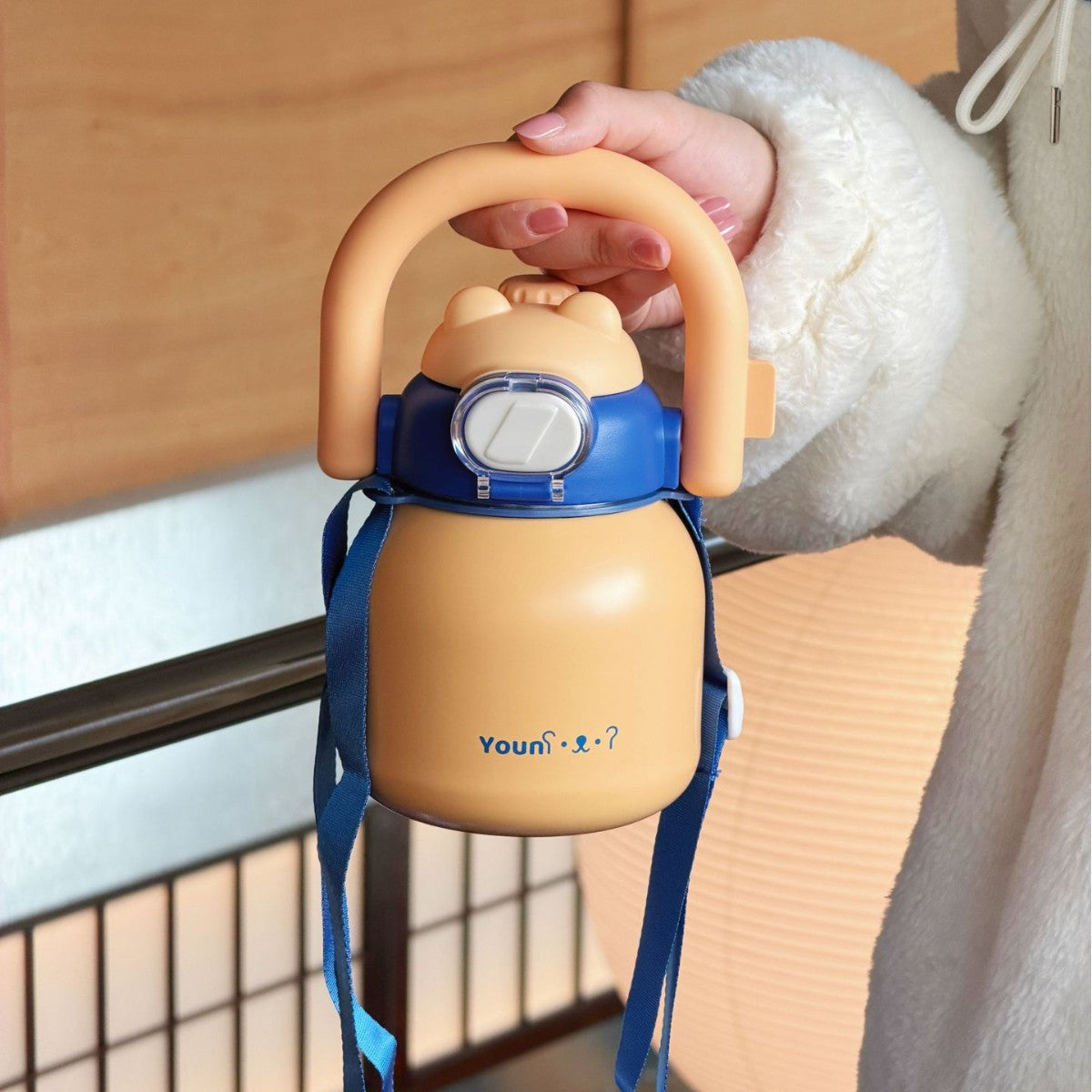 Ladies BPA-Free Plastic Water Bottle Leak-Proof with Carry Handle Stylish Compact Design