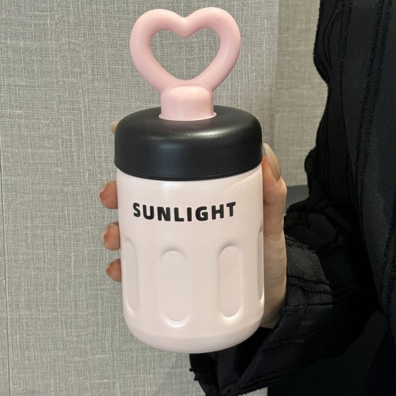 Women’s BPA-Free Water Bottle with Heart Handle Leak-Proof Screw Cap Lightweight Design