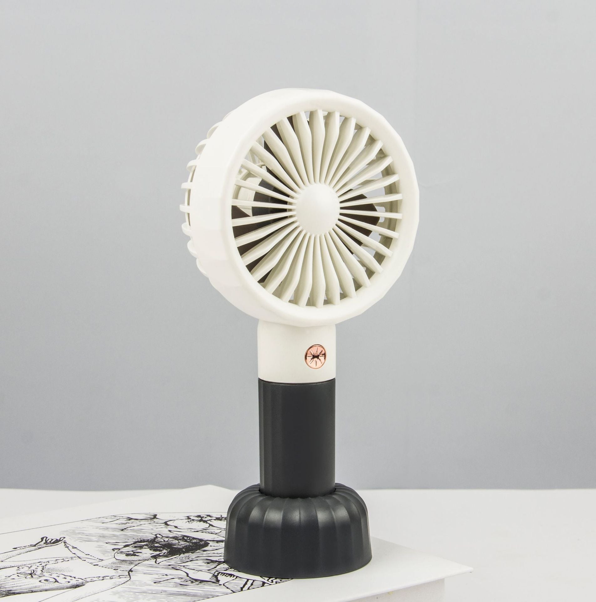 Harrow Portable Table Fan High-Performance Adjustable Speed Quiet Operation Compact Design