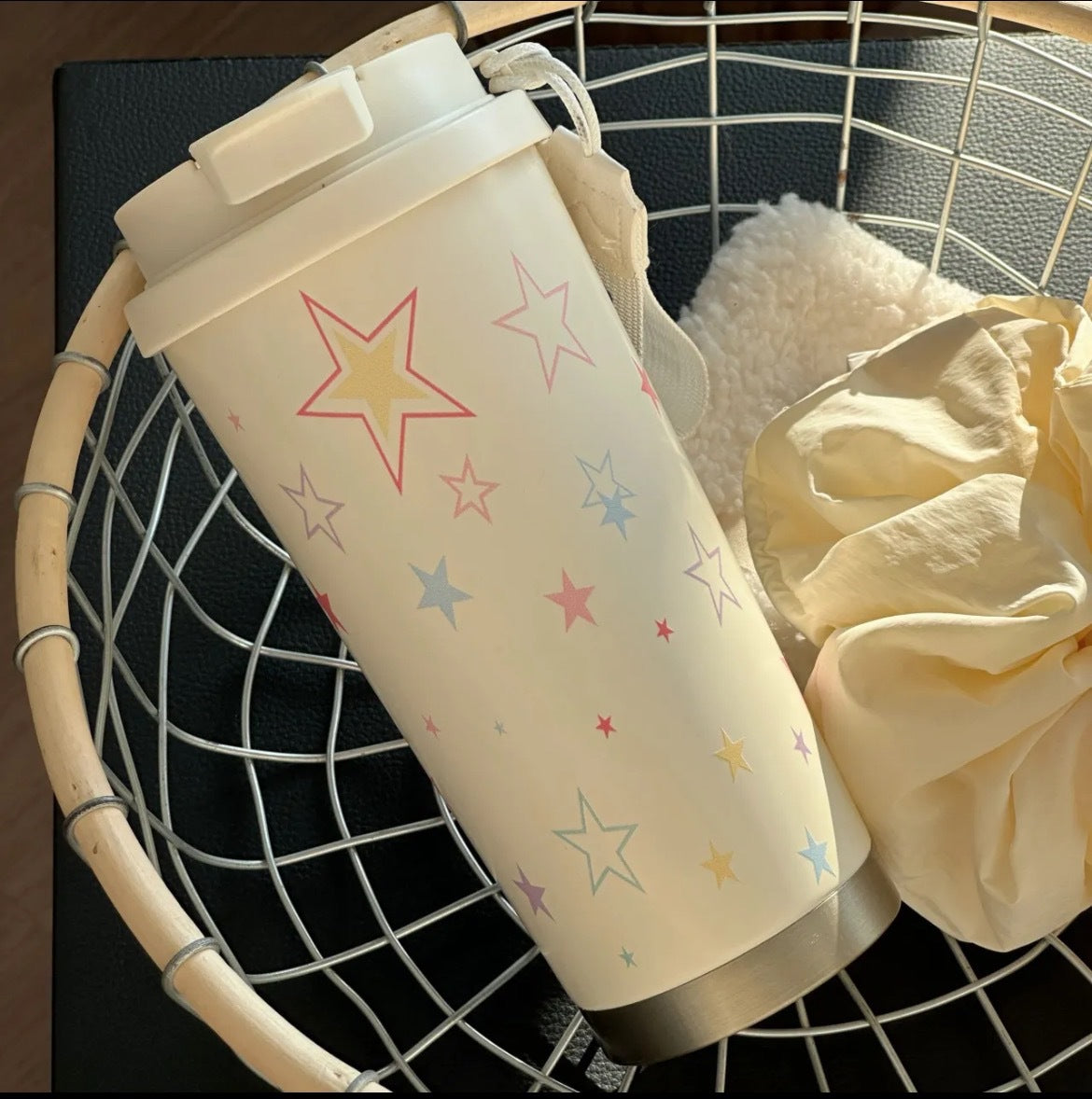 Women's Insulated Travel Mug with Leak-Proof Lid and Hello Kitty Design