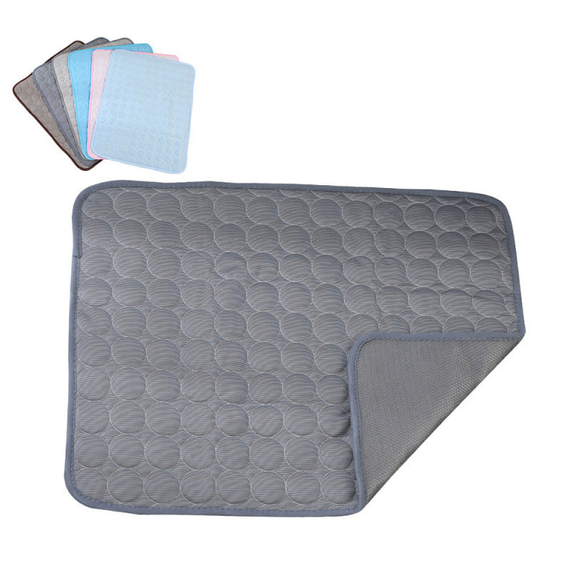 Waterproof Non-Slip Pet Mat with Water-Repellent Coating for Home and Travel