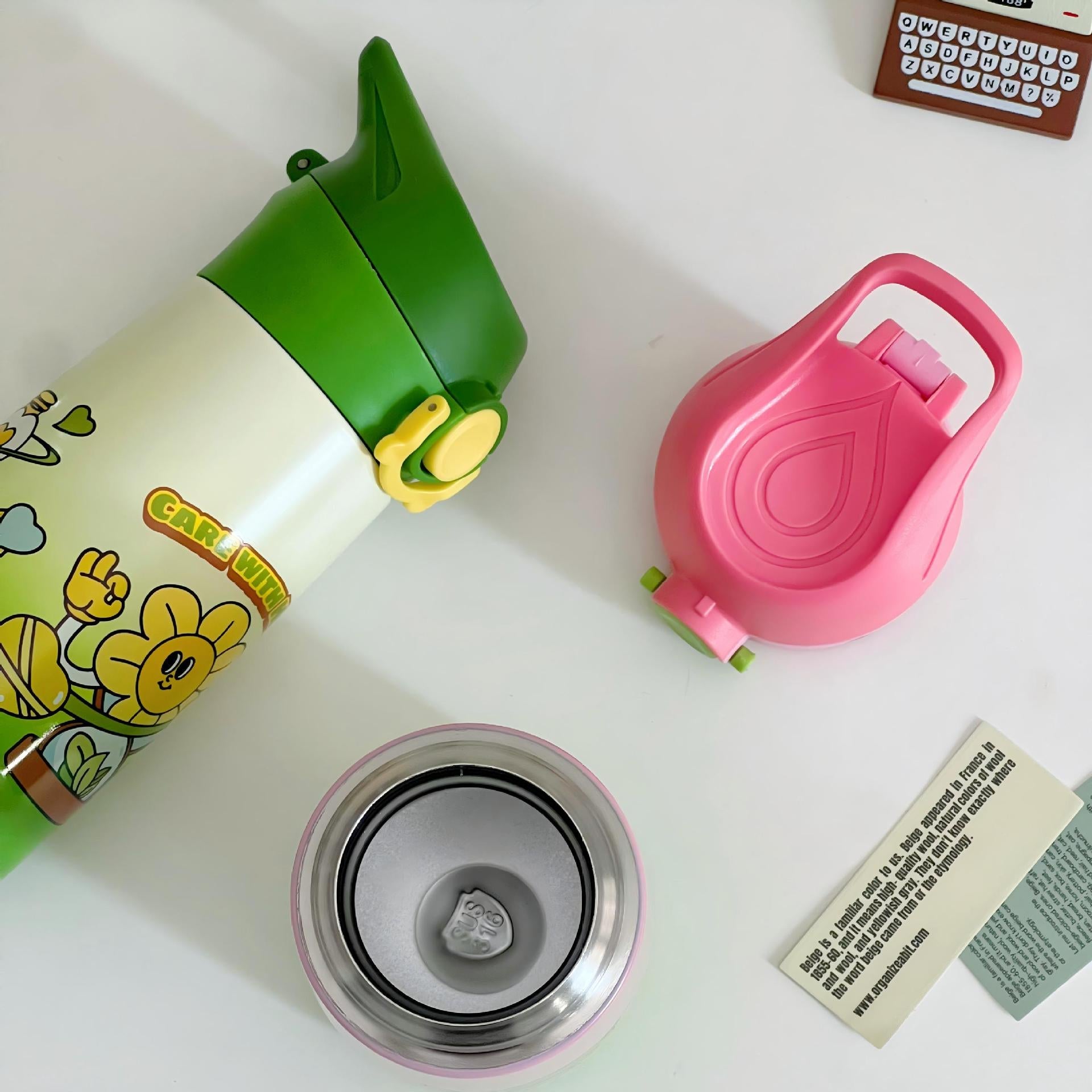 Kids Water Bottle BPA-Free Plastic Leak-Proof Child-Friendly Design with Handle