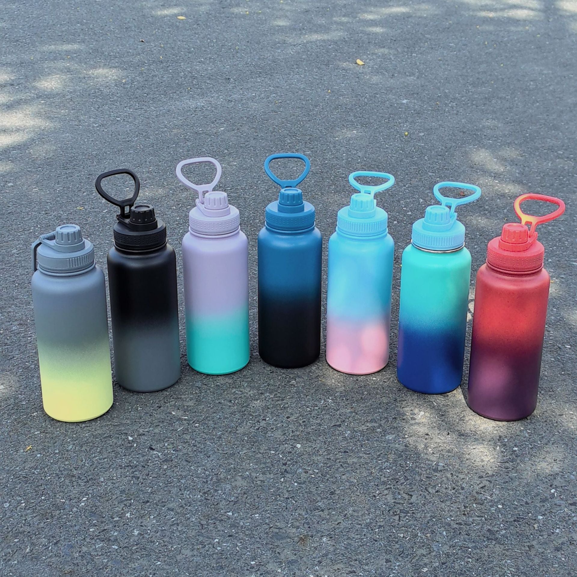Women Sporty Water Bottle BPA-Free Plastic Non-Slip Surface Compact Size Dishwasher Safe