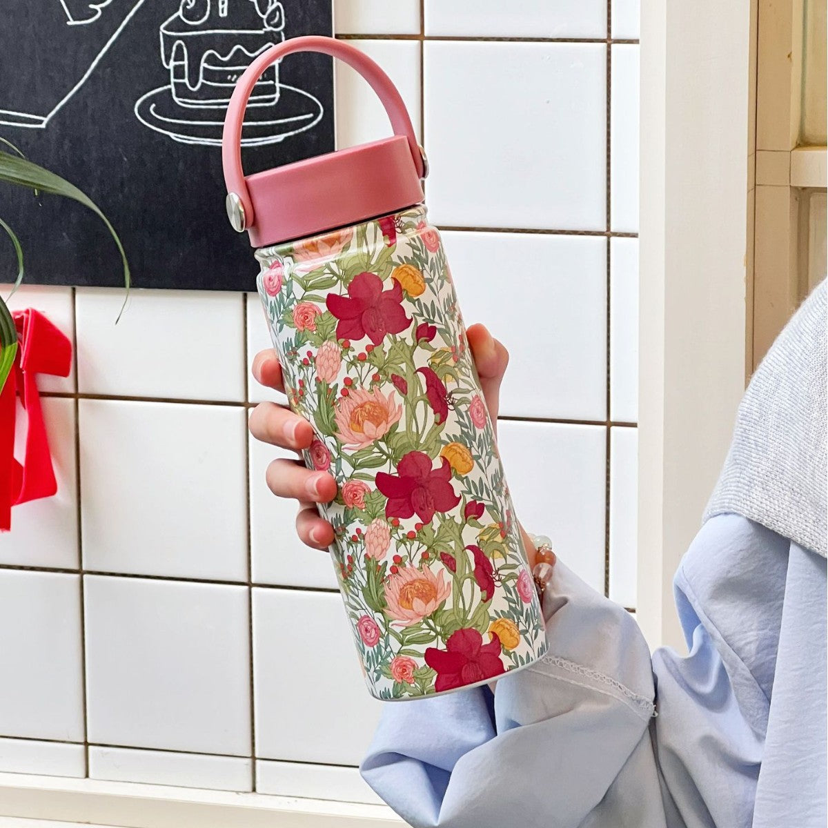 Flower Pattern Stainless Steel Insulated Thermos Bottle with Handle for Hot and Cold Drinks