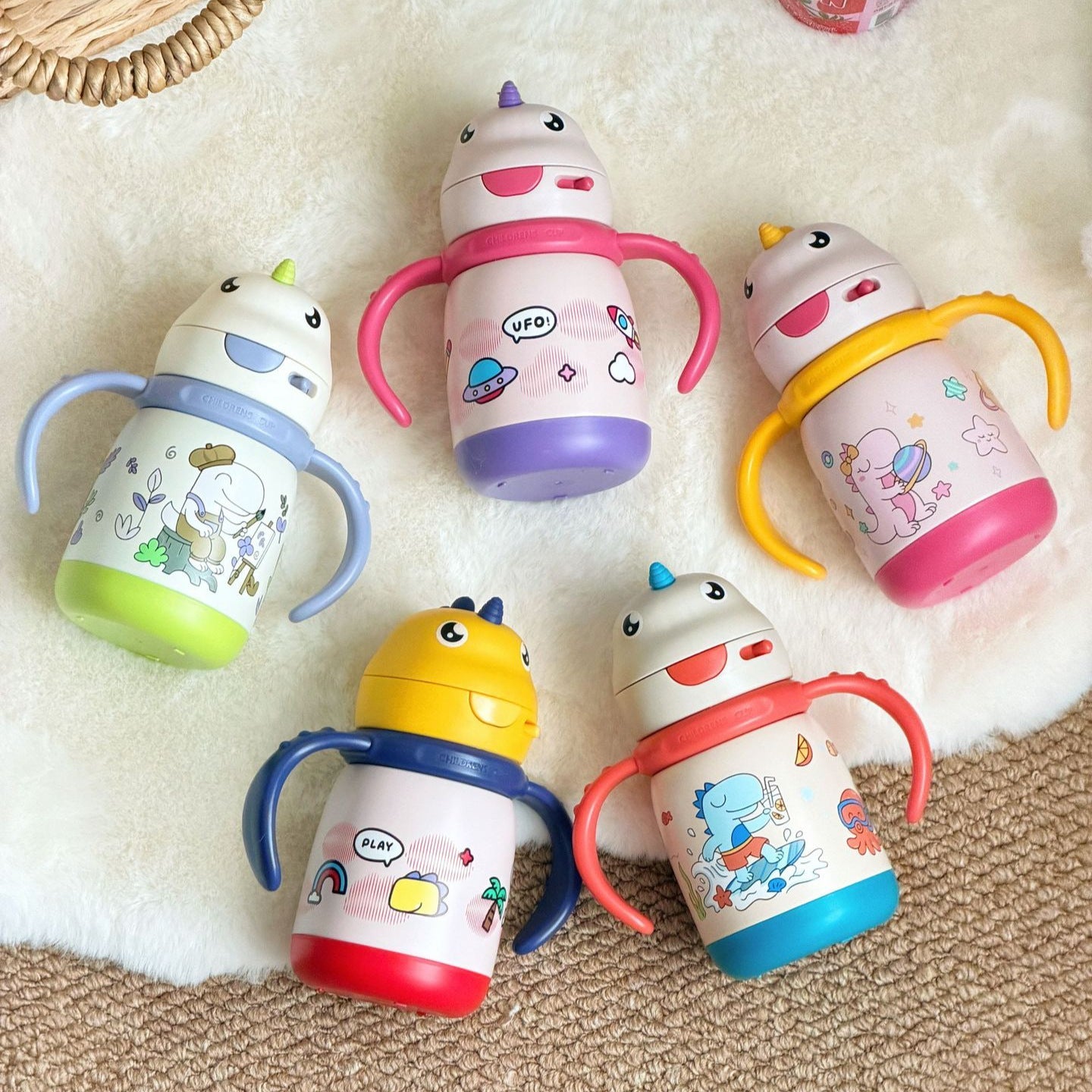 Children’s Spill-Proof Cup with Handles and Playful UFO Design BPA-Free Plastic