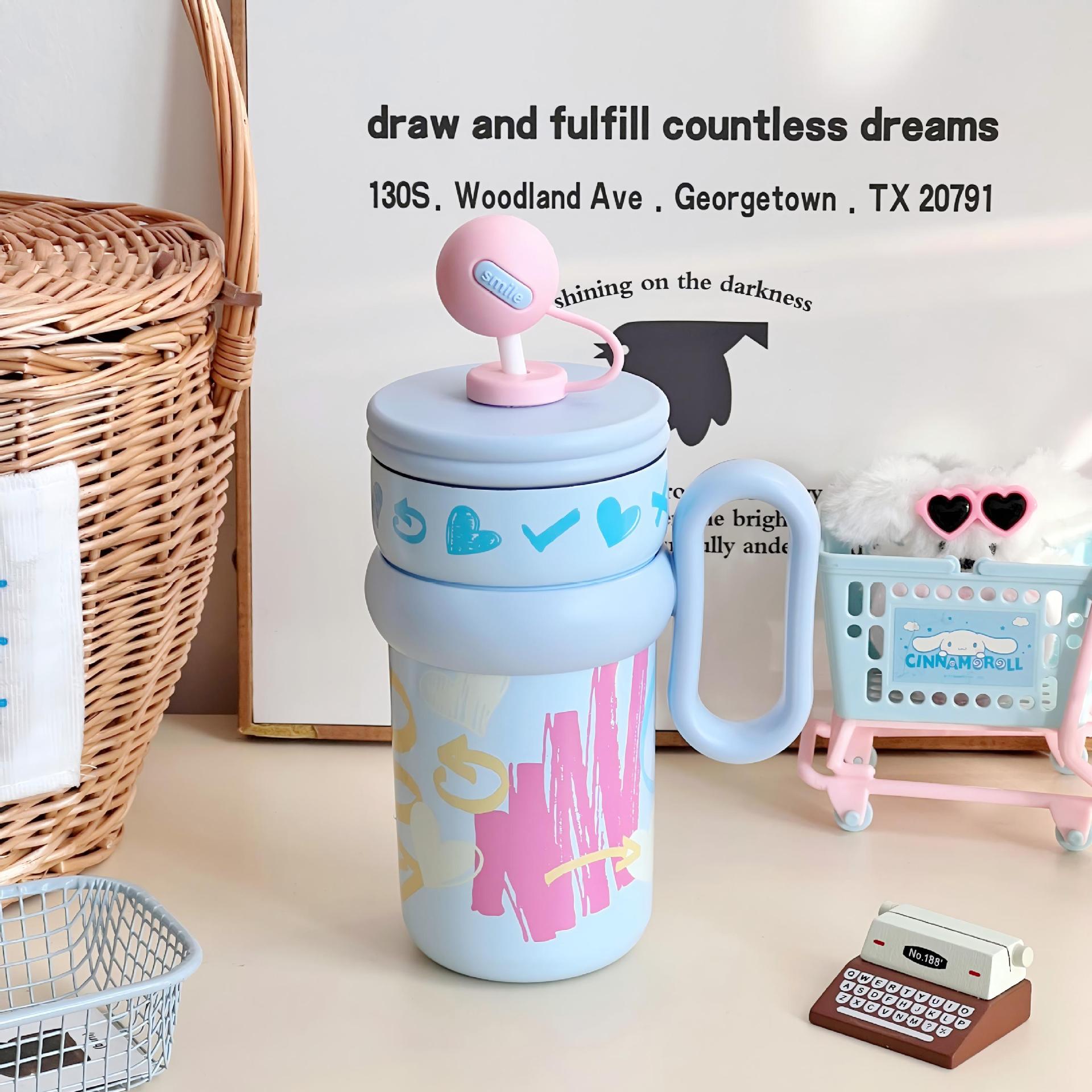Children’s Drinking Cup with Integrated Straw and Cat Design BPA-Free Durable Plastic