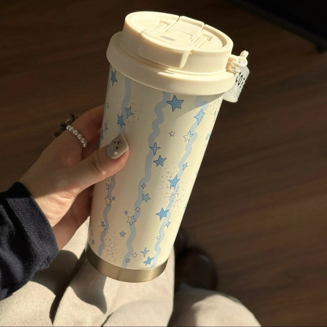Women's Insulated Travel Mug with Leak-Proof Lid and Hello Kitty Design