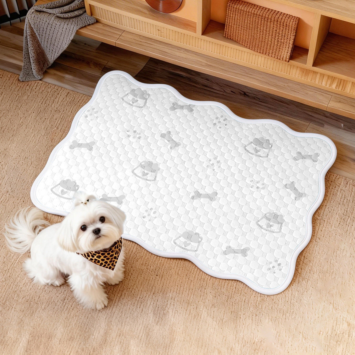 Harrow Non-Slip Pet Mat for Small Dogs and Cats with Fish and Bone Design