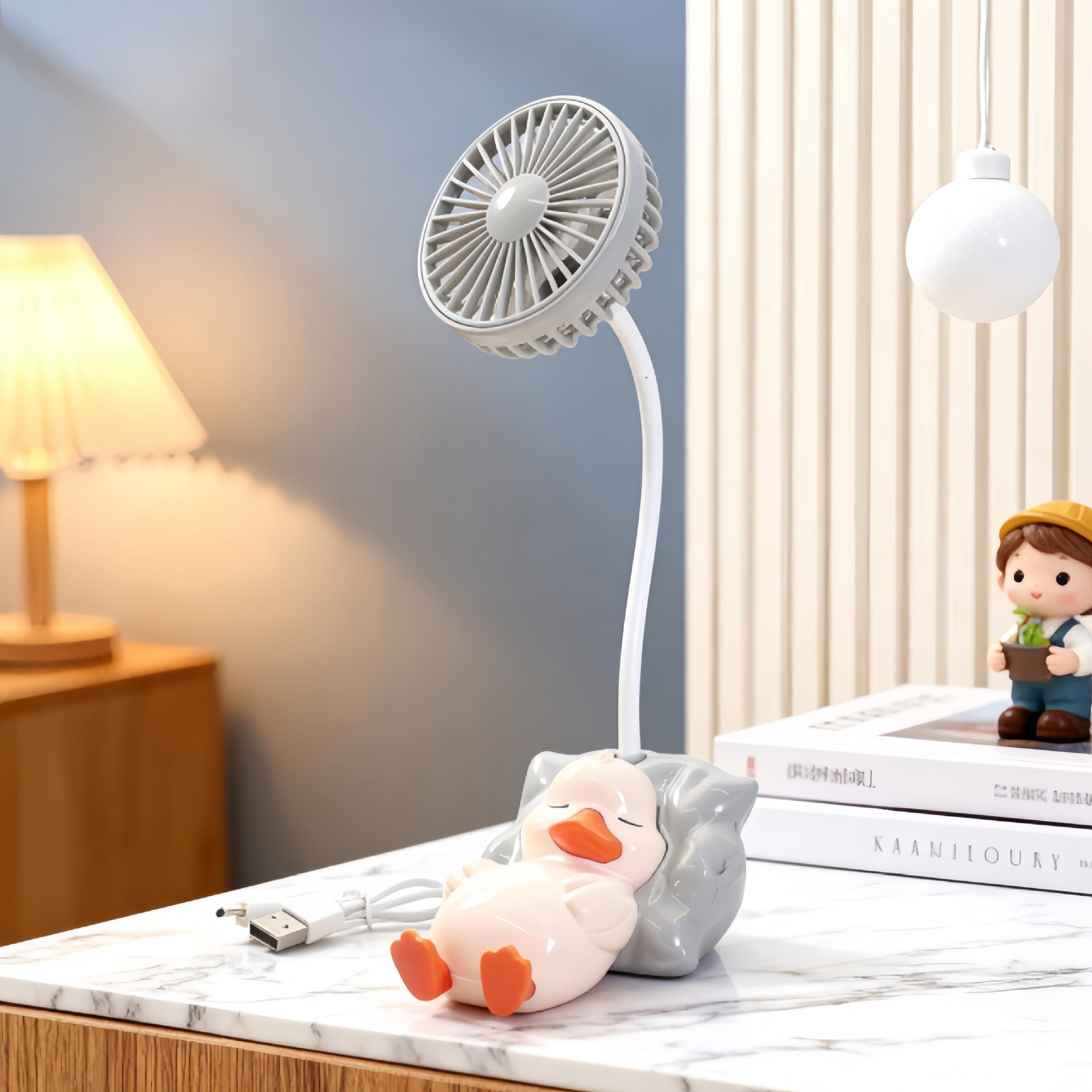 Ladies Table Fan USB Powered Cute Duck Design Quiet Operation Adjustable Tilt