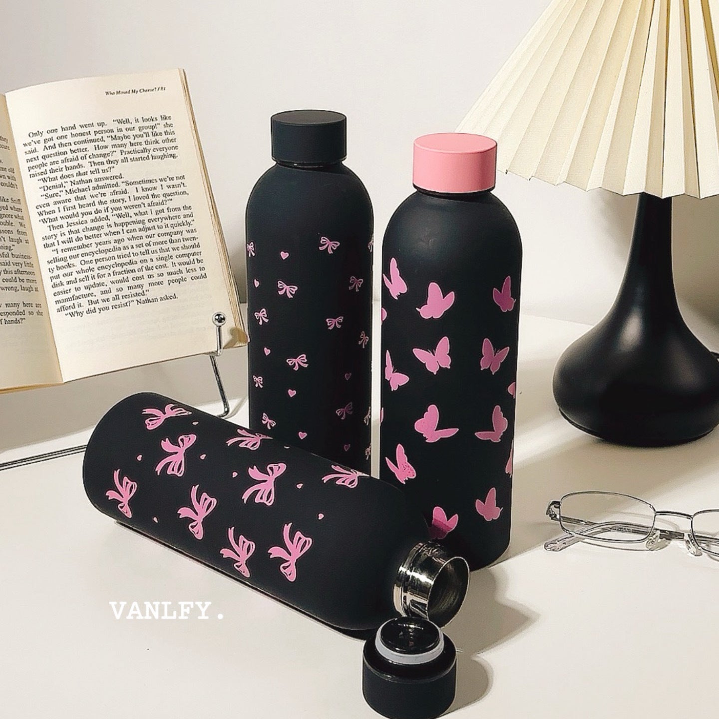 Women's Stainless Steel Insulated Water Bottle with Bow Design Leak-Proof BPA-Free